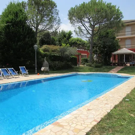 ベッド・アンド・ブレックファスト B&B Paradise Park Montegiorgio